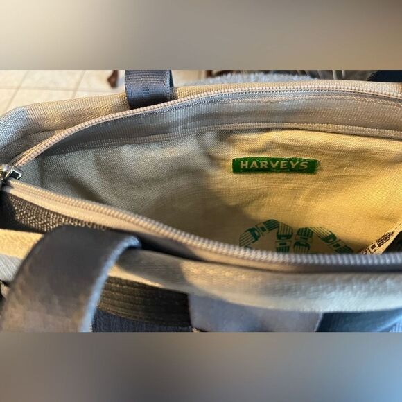Vintage Harvey's Original Seatbelt Bag Treecycle Tote Double Handles - Picture 11 of 11